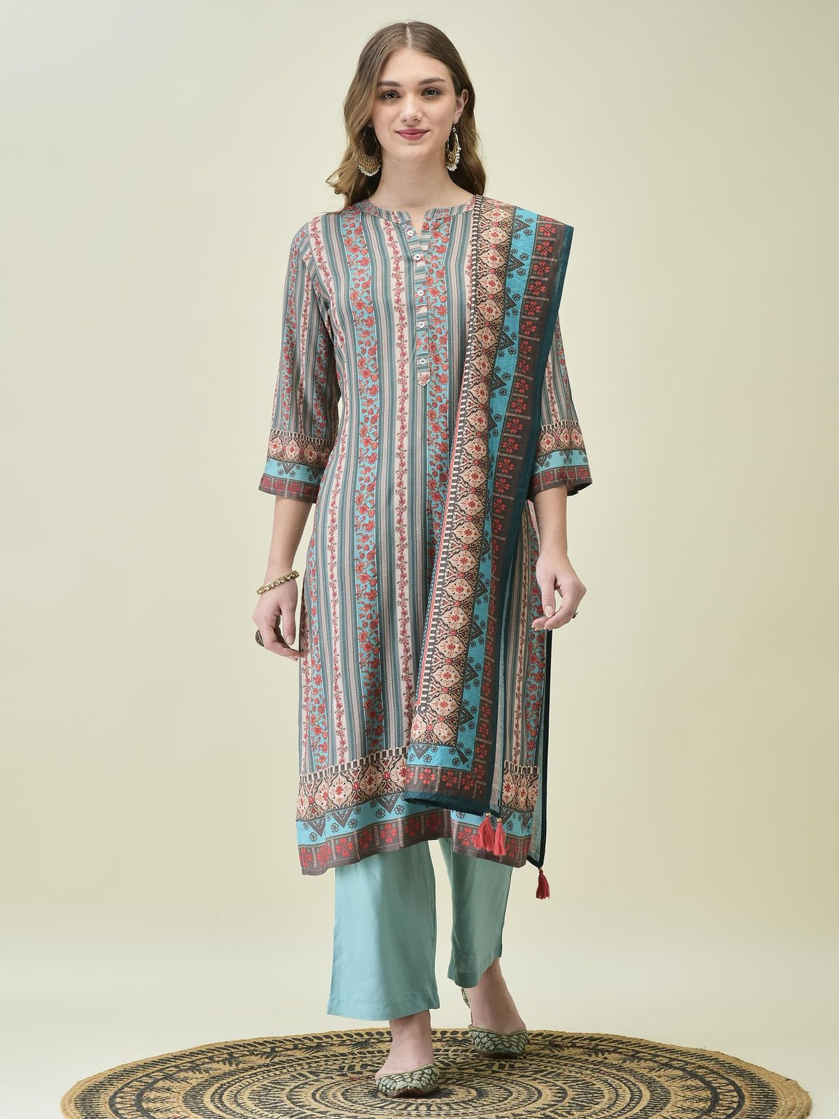 Women Liva Rayon Blue Floral Print Kurta Comfort Pant Dupatta