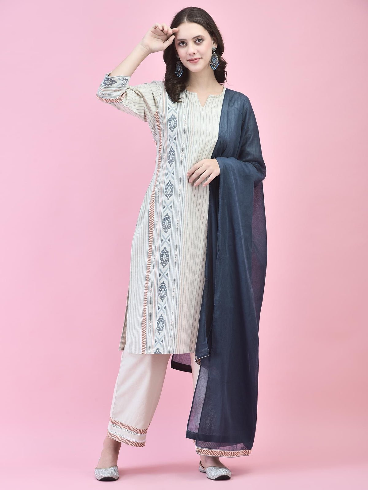 Women Cotton Grey Geometric Print Kurta Comfort Pant Dupatta